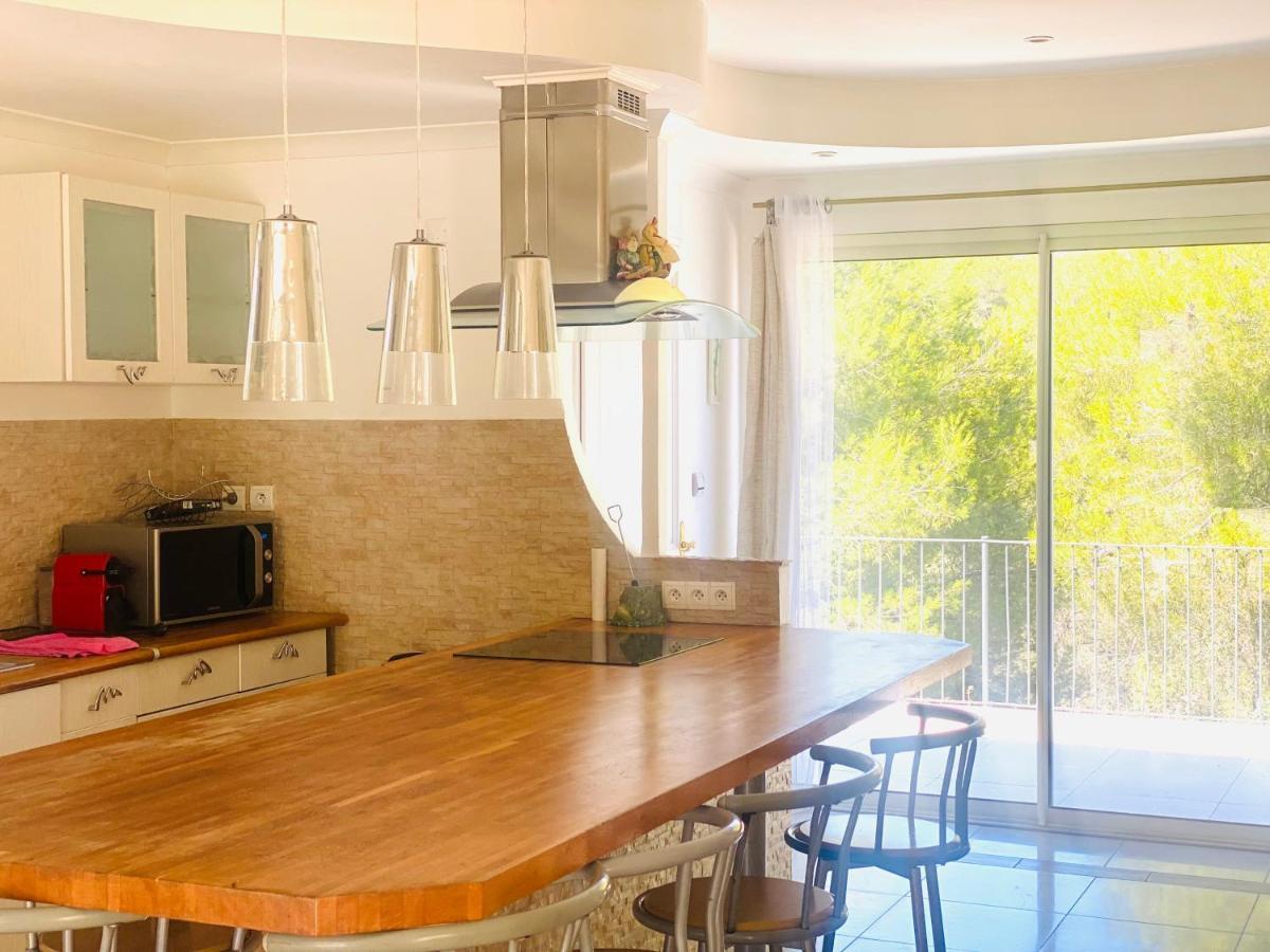 Villa Nîmes Eksteriør billede