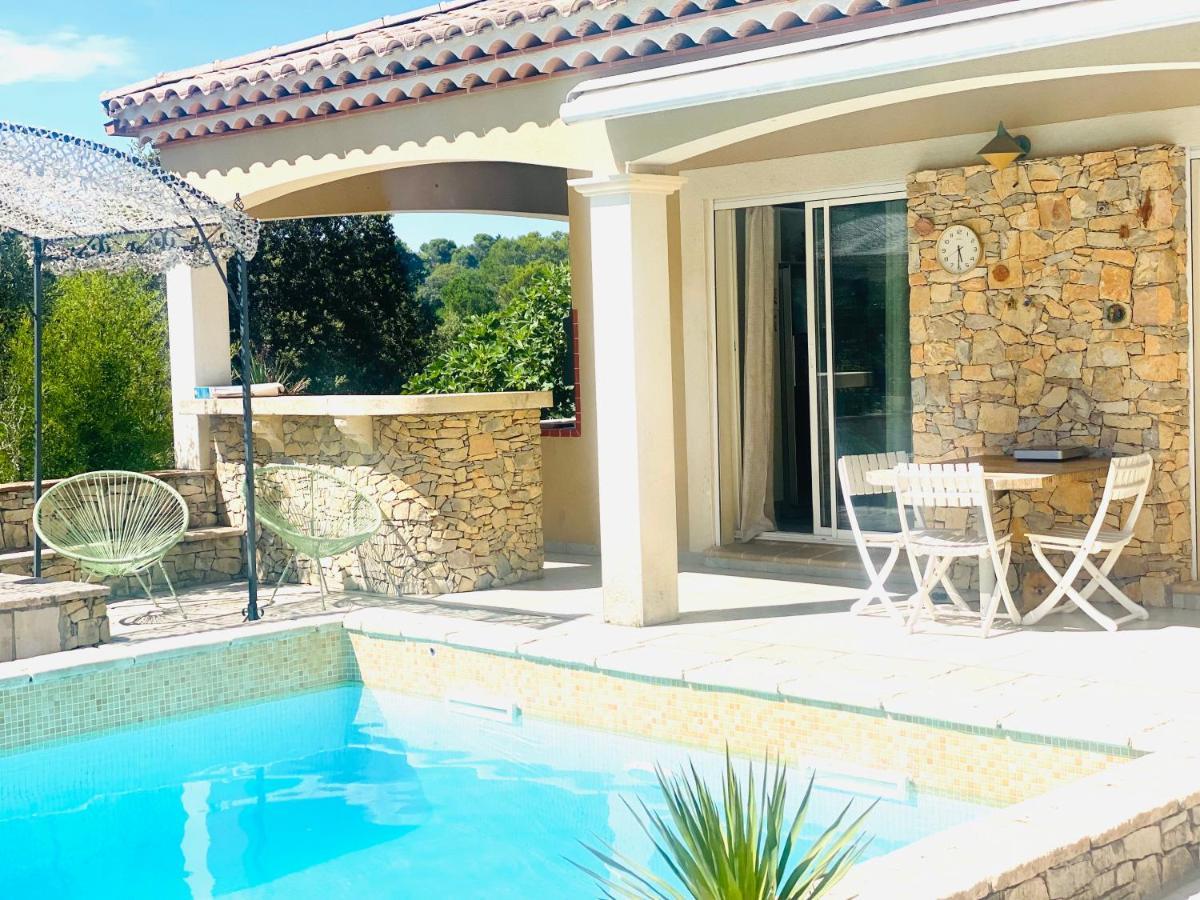 Villa Nîmes Eksteriør billede